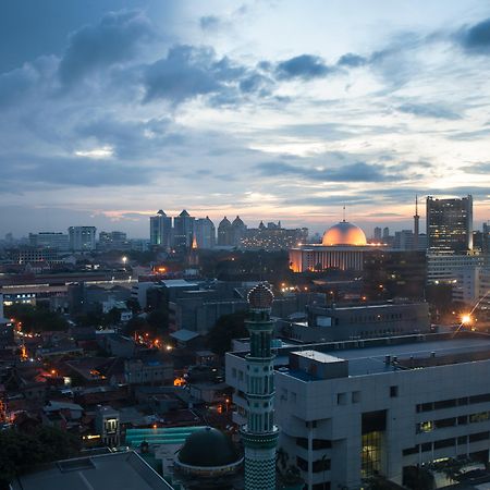 Moevenpick Hotel Jakarta City Centre Exterior photo